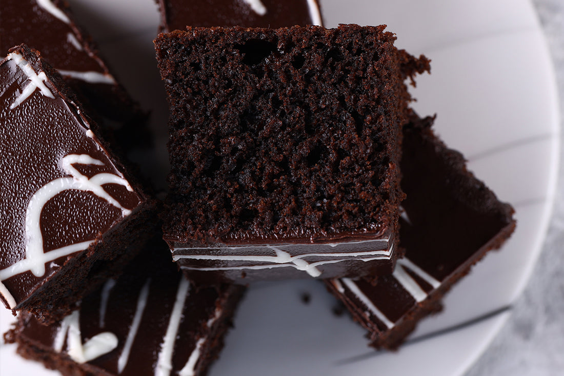 ¿Cómo hacer brownies con ganache de chocolate usando coberturas sabor a chocolate?