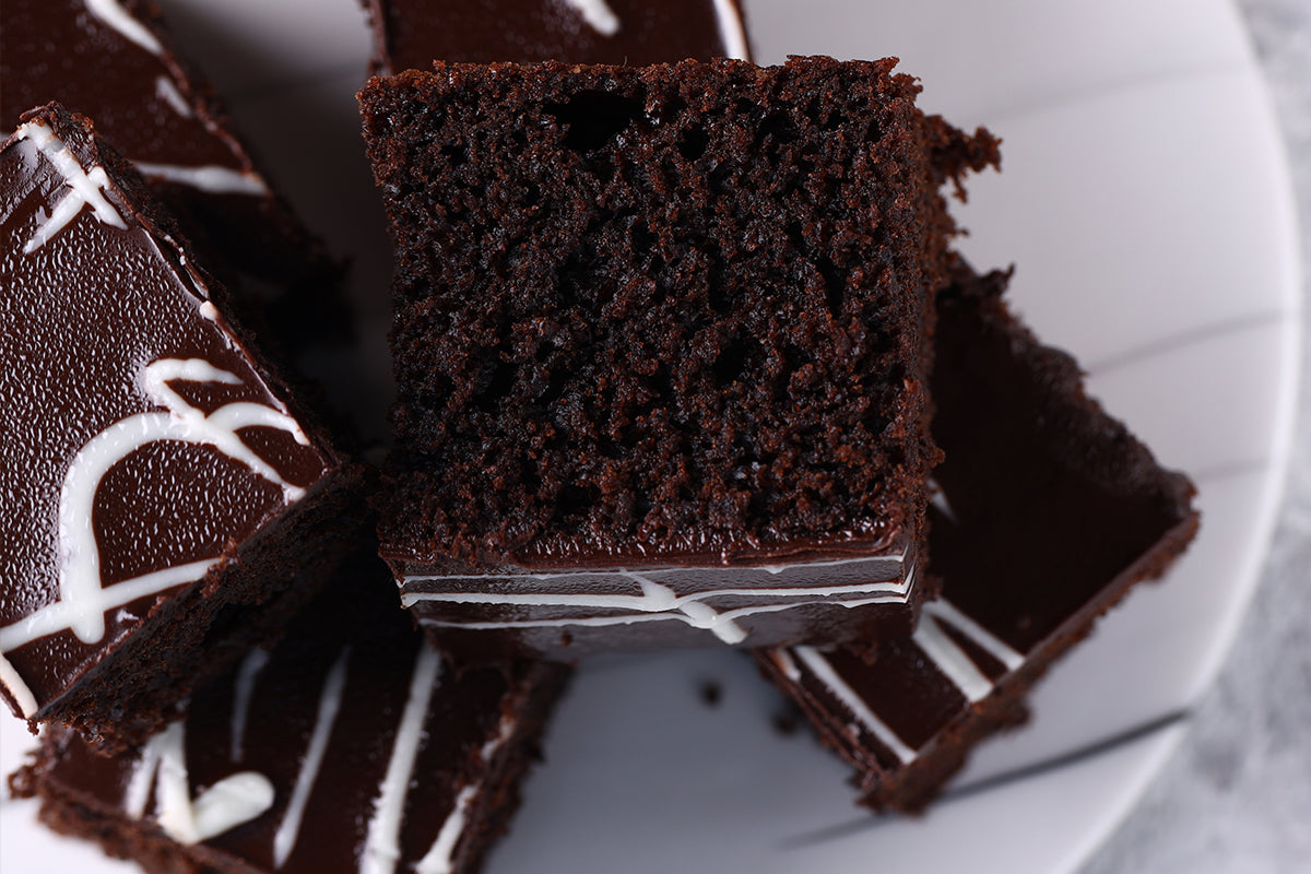 ¿Cómo hacer brownies con ganache de chocolate usando coberturas sabor a chocolate?
